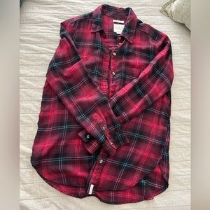 American Eagle women’s flannel